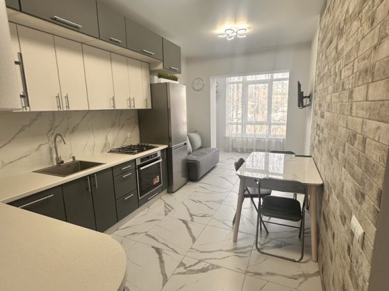 Оренда 2 кімнатної квартири у Винниках вул.Шевченка в новобудові Винники