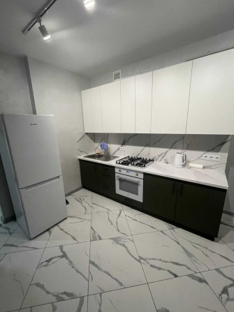 Оренда 1-но кімн. кв-ри в новобудові м.Винники вул.Лісна - фото 1