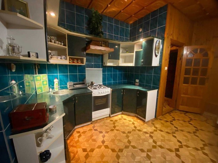 Оренда двокімнатна квартира з індивідуальним опаленням та пракомісцем! - фото 1