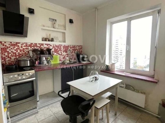 Продам 2 кім квартиру Григоренка Петра просп. 36 Позняки Осокорки Київ