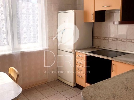 2К-Продаж квартири Осококрки Дарницький р-н Київ