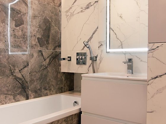 Без % Продаж квартири з новим ремонтом, вул.Кадетський Гай, 10 Киев