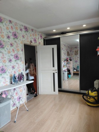 Продается 2х раздельная квартира Вышгородская 52,на 5/5эт - фото 1