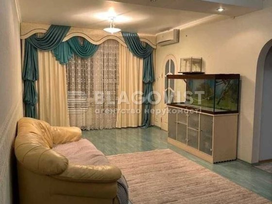 Продаж 3 к. квартири по вул. Лаврухіна Миколи, 7 ТРЦ Район (Троєщина) Киев