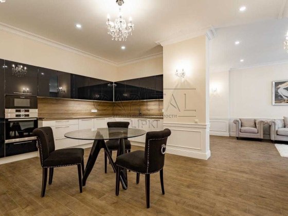 Продаж квартири, ЖК Новопечерські Липки, Верхогляда, Печерськ Киев