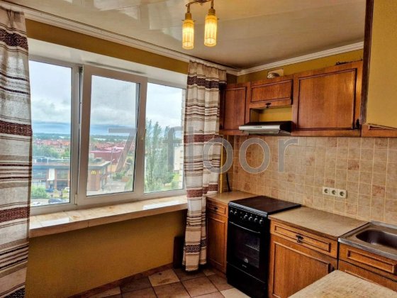 4 кімнатна квартира Володимира Івасюка метро Оболонь Мак Дональдс Киев