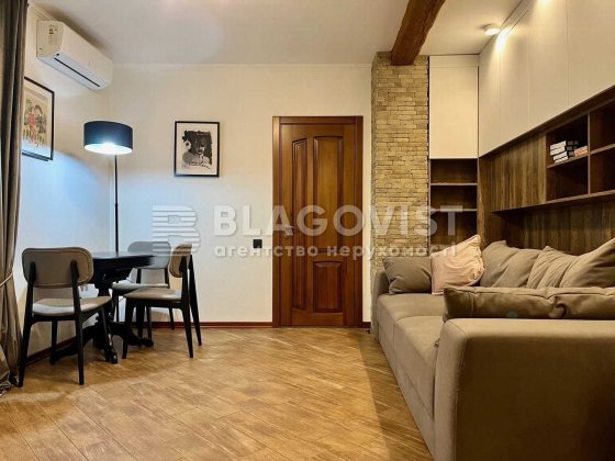 2к.Володимирська,82а.Саксаганського.Жилянська Киев