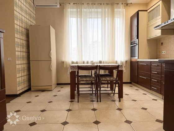 2к квартира з ремонтом в Києві Дарницький Урлівська 16/37 Осокорки Київ