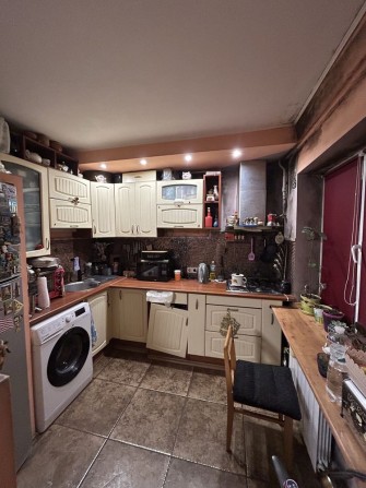 Вул. Васильківська, б. 49/2, жилий стан! - фото 1