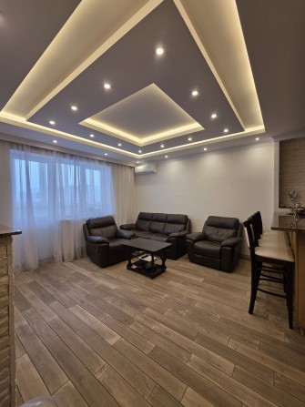 Продаж 4х кім. квартири, вул. Туманяна 15а. Метро  Лівобережна. - фото 1