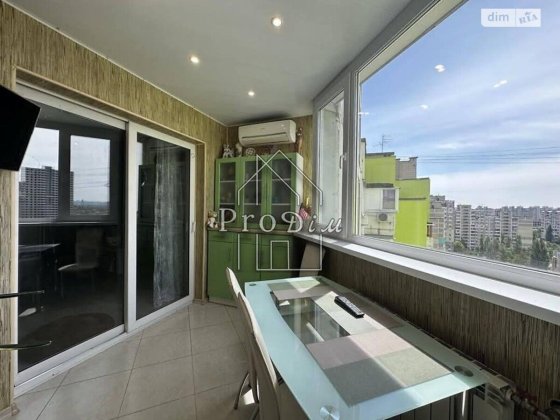 Продаж 3к квартира 78 м2, Троєщина Лаврухіна 7, Програми+ Київ