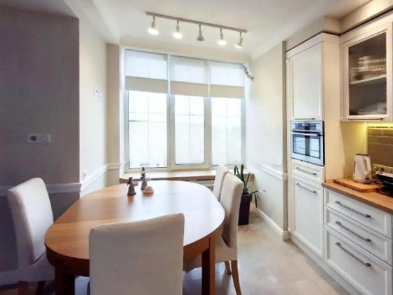 Світла та затишна 3-кімнатна квартира 113 м² ЖК Корона Киев