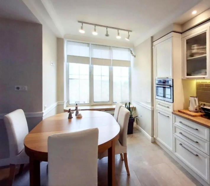 Світла та затишна 3-кімнатна квартира 113 м² ЖК Корона - фото 1