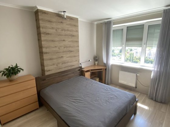 Продаж 2-кімн.квартири Голосіївський, метро Деміївська, Феодосійська 1 Київ