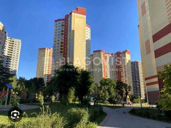 Продаж 3кімнатної квартири, ЖК Еврика, Іподром, Виставковий центр Київ