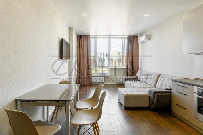 Продаж квартири, ЖК Новопечерська Вежа, вул. Михайла Бойчука - фото 1