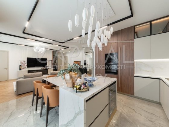 ЖК Новопечерські Липки,вул.Андрія Верхогляда 19а,продаж 3 кім.квартири Киев