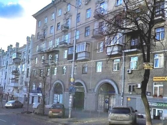 Бесарабка Еспланадна 32 сТЦ Gulliver талінка з ліфтом Киев