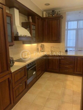 Проспект Івасюка Володимира, 26-А. Оазис. Біля метро Мінська. Оболонь - фото 1