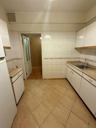 Продам 2 кімнатну роздільну квартиру Закревського 49 - фото 1