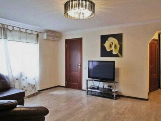 Печерськ! 2-кім. 50 м2 Бульвар Лесі Українки 12, метро Кловська, Центр Киев