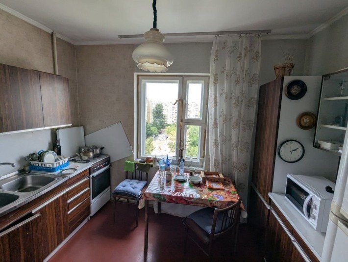 Без комісії 3 кімнатна квартира Ревуцького 29 Харківська метро - фото 1