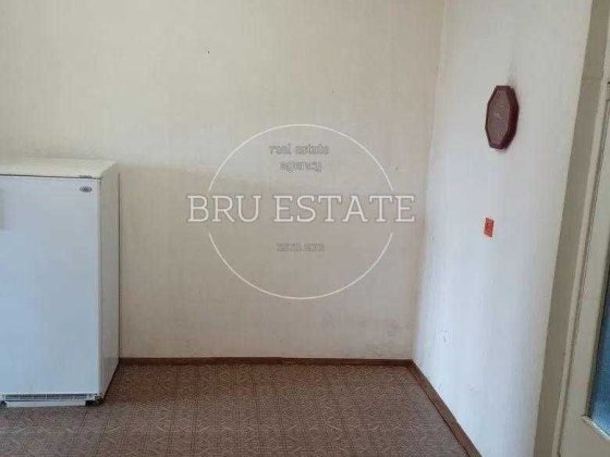 Продам велику 3к кв біля метро Позняки та Осокорки Київ