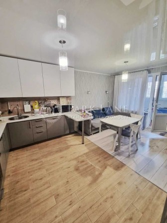 БЕЗ % 2к квартира The Lakes Ясинуватський провулок 11 Деміївська - фото 1