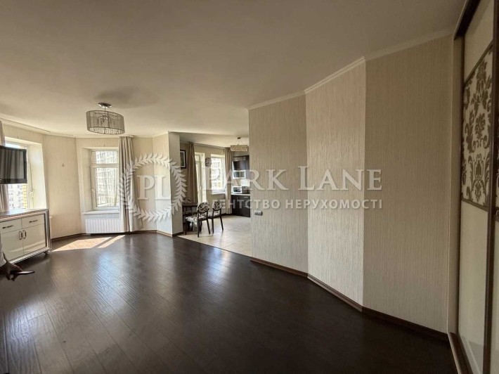 Університет, Жилянська, Паньківська, Центр, Вокзальна - фото 1