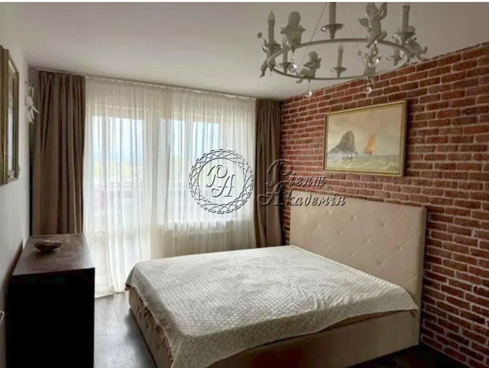 Продам 2-кімн з видом на Дніпро - фото 1