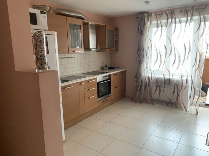 Продам 2к квартиру 67м2. - фото 1