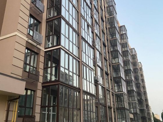 Продаю 1-к квартира 43м2 ЖК Кришталеві Джерела м.Іподром Феофанія Киев