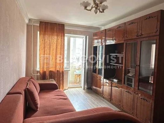 Продаж 2к кв Кловський узвіз,24 Печерська Арсенальна Київ