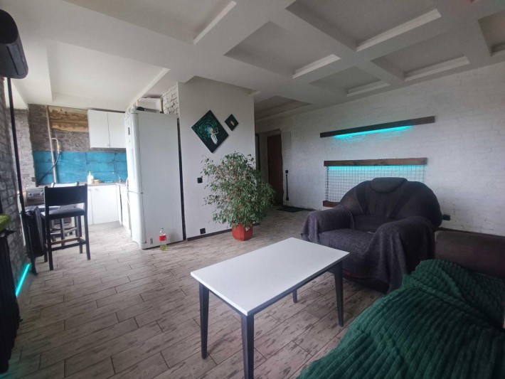 Продам 2-кімнатну квартиру, Дніпровський район, Русанівка OM - фото 1