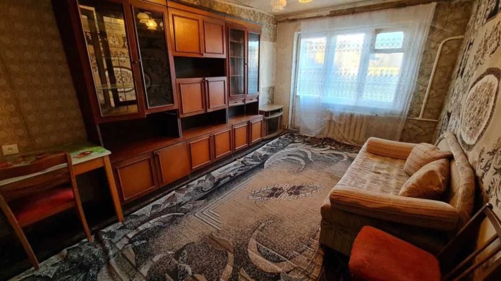 ПРОДАМ 2-х кім проспект Воскресенський 30-Б - фото 1