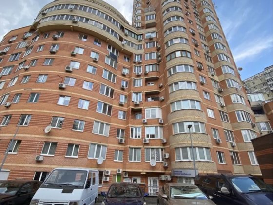 Продаж 1-кімнатна, Позняки, Осокорки, Срібнокільська 12 Київ