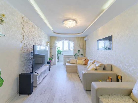 Продаж 3-к просп Григоренко 16 Позняки Київ