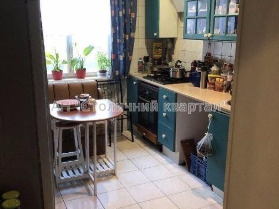 Продам 3 к, ул. Драйзера 28 Троещина Киев