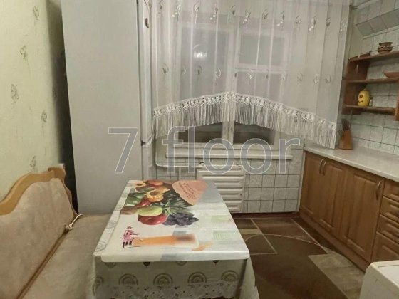 1-кімнатна квартира вулиця Міста Шалетт, метро Дарниця,ринок Юність Київ