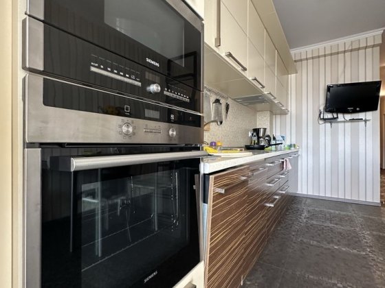 Продам 3 кімнатну квартиру в ЦЕНТРІ КИЄВА , закритий двір Київ