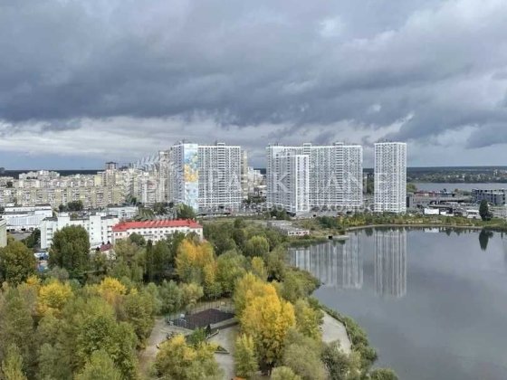 Продаж 2к видова  Бажана Миколи просп 1м Київ