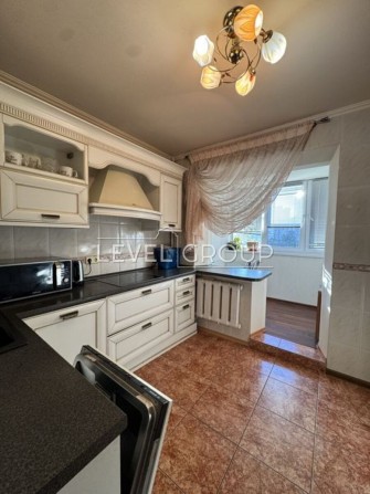 Квартира з гарним ремонтом, Позняки, А.Ахматової - фото 1