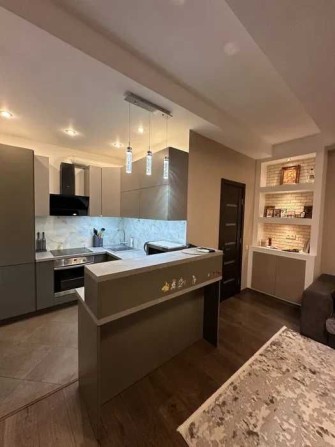 Продаж дворівневої квартири Оболонський район - фото 1