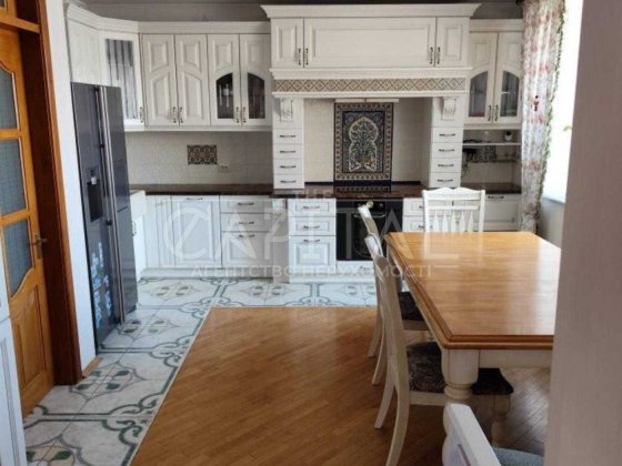 Продаж квартири, пр-т Івасюка, Оболонь Киев