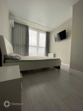 1 кімнатна квартира в Києві Дарницький Позняки Драгоманова 2Б - фото 1