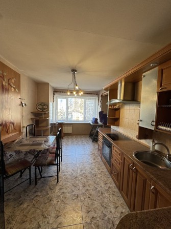 Продаж 3к квартири пр-т. Бажана 30 метро Харківська - фото 1