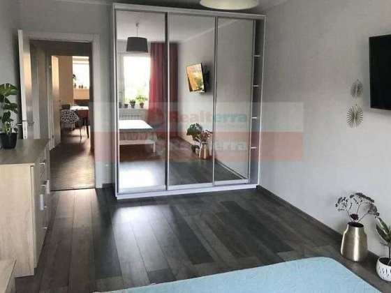 1 кім 42 кв.м. Вул. Михайла Максимовича 7А Київ