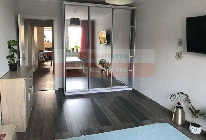 1 кім 42 кв.м. Вул. Михайла Максимовича 7А - фото 1