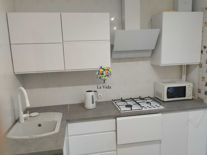 Продаж 1 к квартири Ахматовой 7/15 Безготівку розгляаемо - фото 1