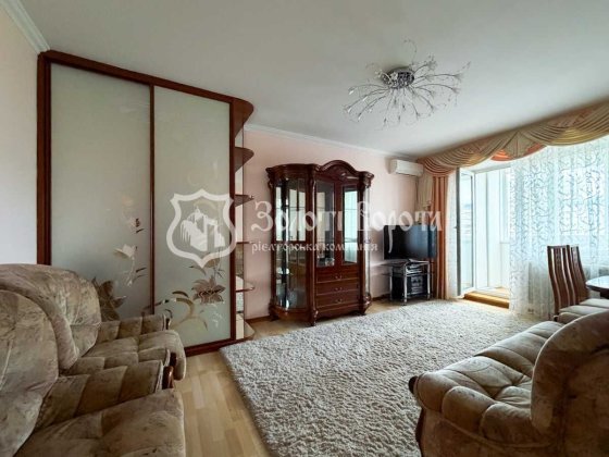 Квартира, 2к. Євроремонт. Червоної Калини, 12, Троєщина Київ